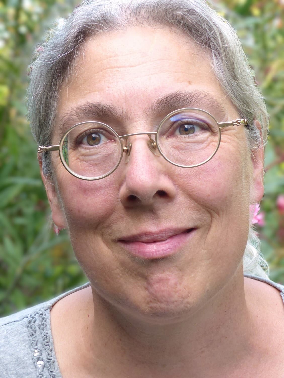 Protrait Helena Müller Heilpraktikerin und Autorin, Portraitbild